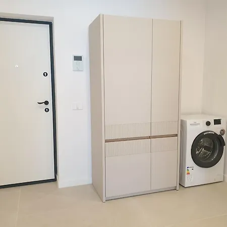 Teona 109 In Axxis Nova Mamaia