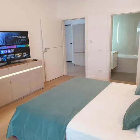 Teona 109 In Axxis Nova Apartman