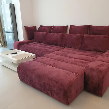 Teona 109 In Axxis Nova *