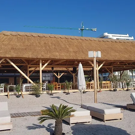 Teona 109 In Axxis Nova * Mamaja